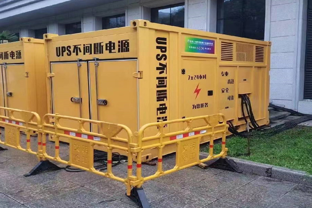 青羊发电机租赁施工现场